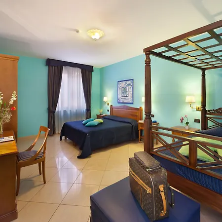 Ulisse Deluxe Hostel-2